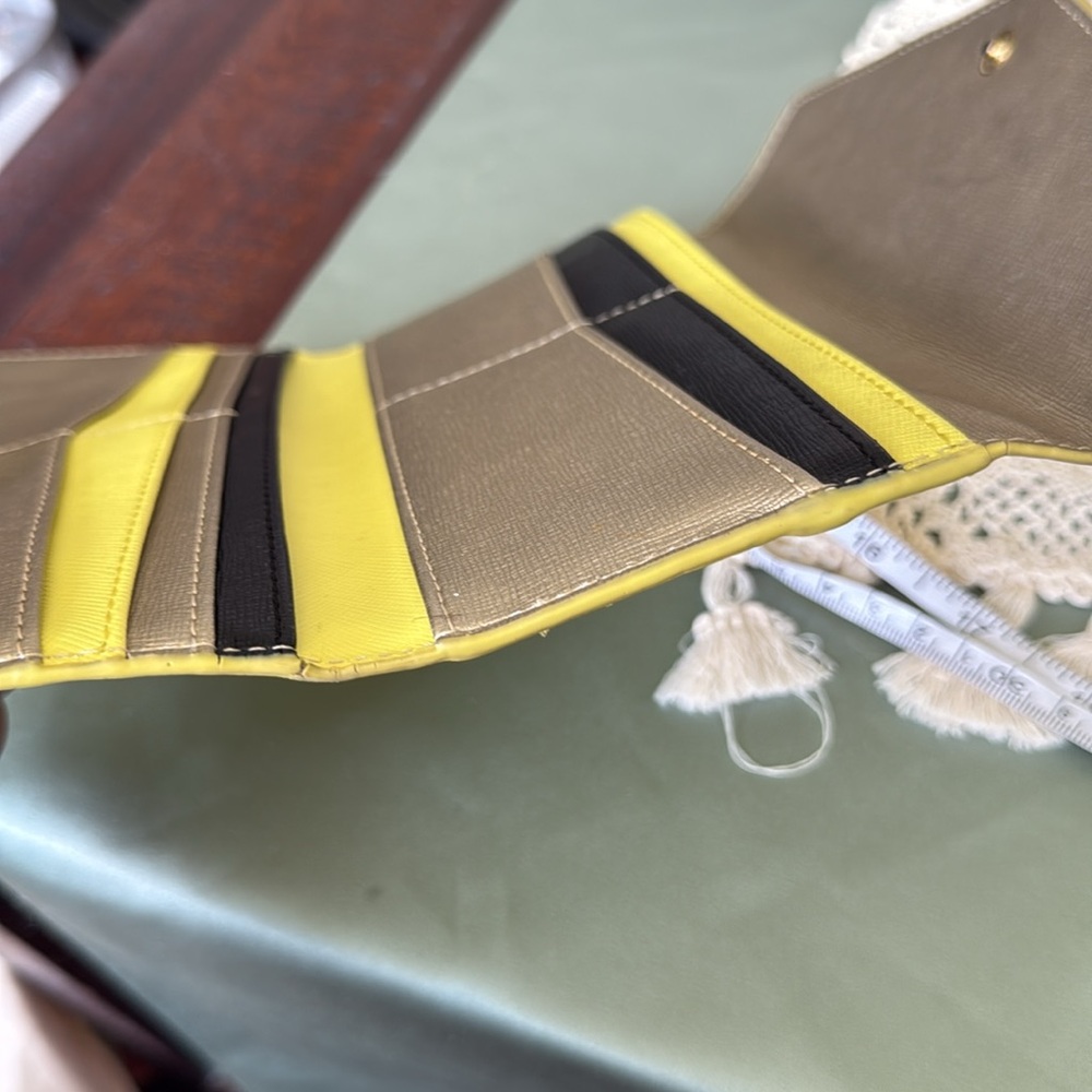 Cynthia Rowley Vibrant Yellow Clutch - Picture 10 of 12